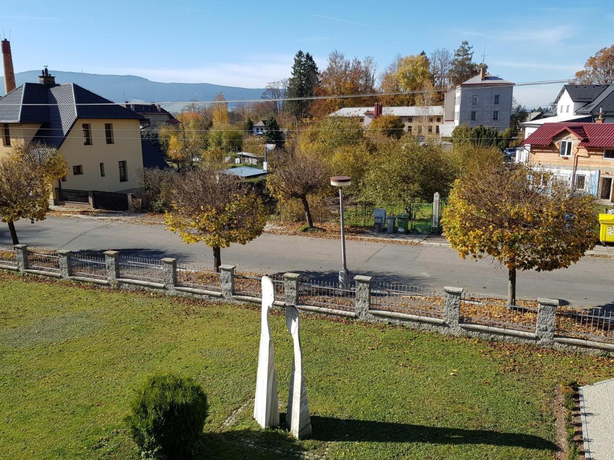 Kavarna A Penzion Reichl Králíky Εξωτερικό φωτογραφία